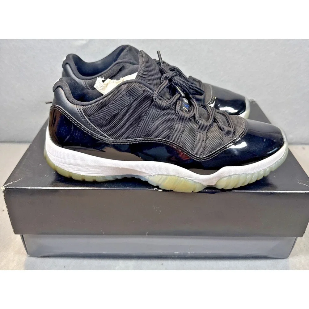 Air Jordan 11 Retro Low FV5104 004 size 9.5 space jam